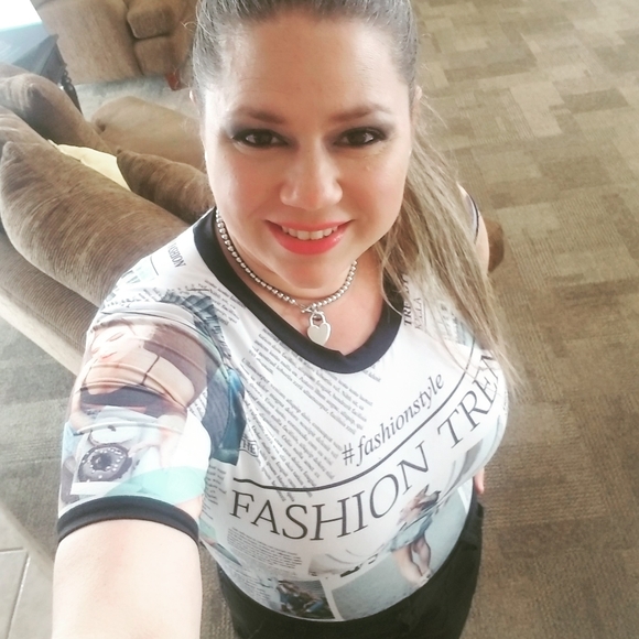 Unique styles that make a fashion statement - Picture 1 of 4